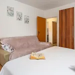 2 Bedroom Pet Friendly In Lejlighed *