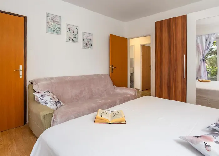 Beautiful In Apartman *
